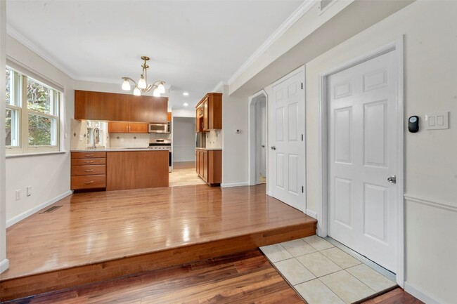 Building Photo - 791 Foxwick Dr