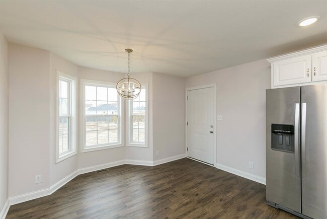 Building Photo - What a kitchen.