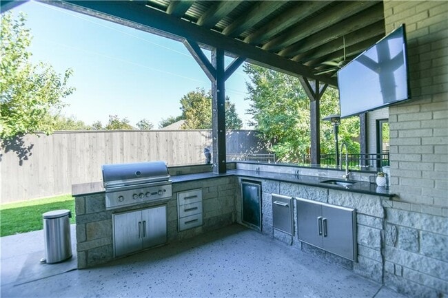 Building Photo - 13220 Rock Canyon Rd