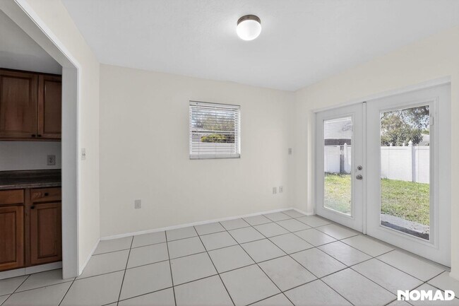 Building Photo - 253 Glenwood Ave