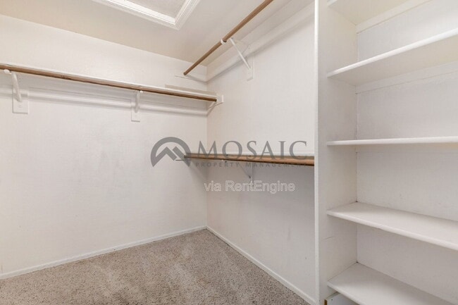 Building Photo - 3761 S Waterfront Dr