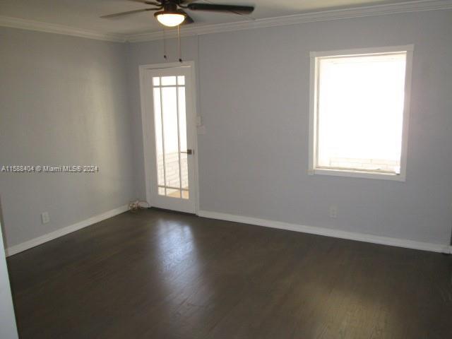 Building Photo - 2127 Wilson St