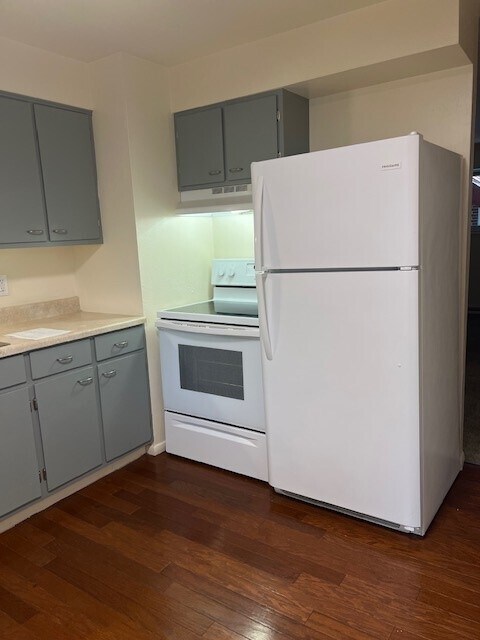 Building Photo - 225 Terry St