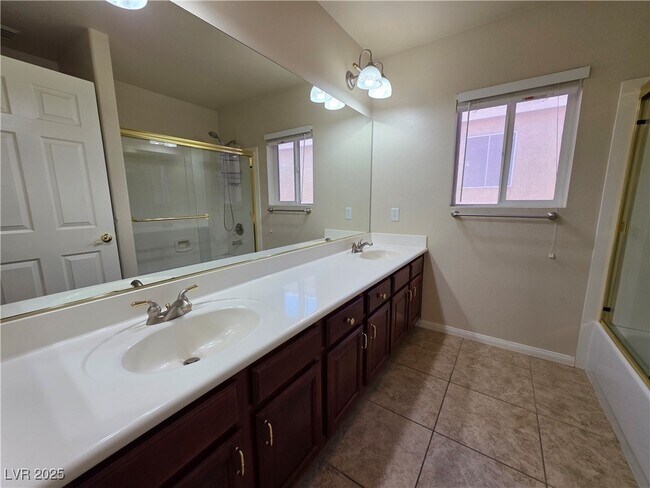 Building Photo - 10772 Glacier Rapids Ct