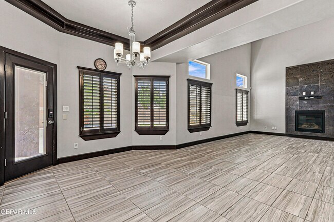 Building Photo - 12744 Midland Ct