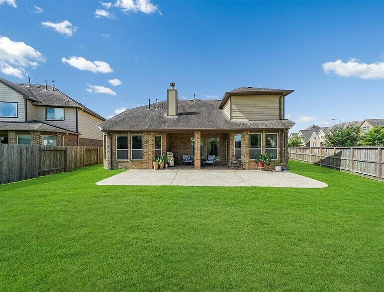 Building Photo - 28710 Brownwood Lake Dr