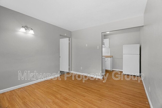 Building Photo - 3716 Geraldine Ave