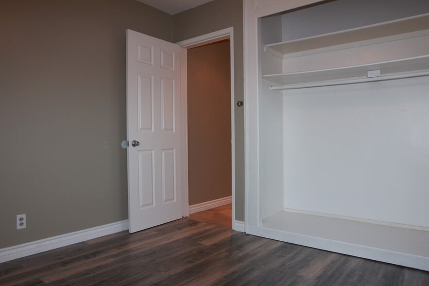 Building Photo - 12029 Gridley Rd