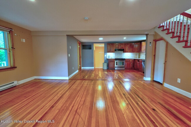 Building Photo - 153 Bross St