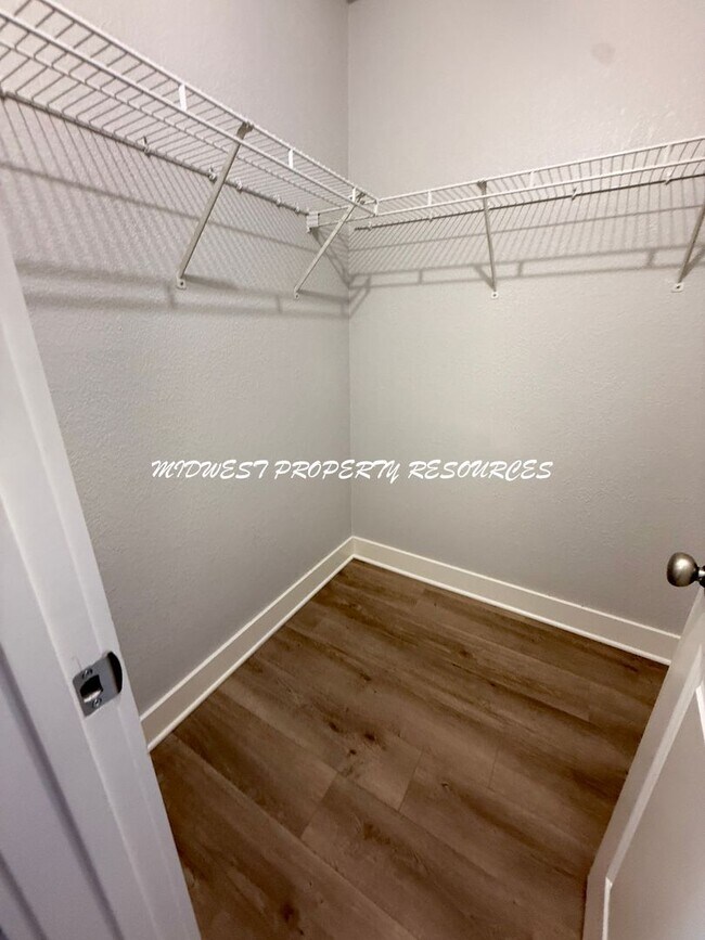 Building Photo - 1013 Renee Lynde Dr