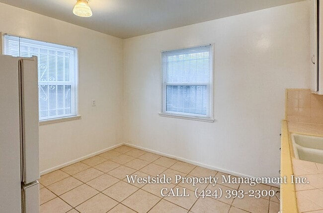 Building Photo - 3614 Veteran Ave