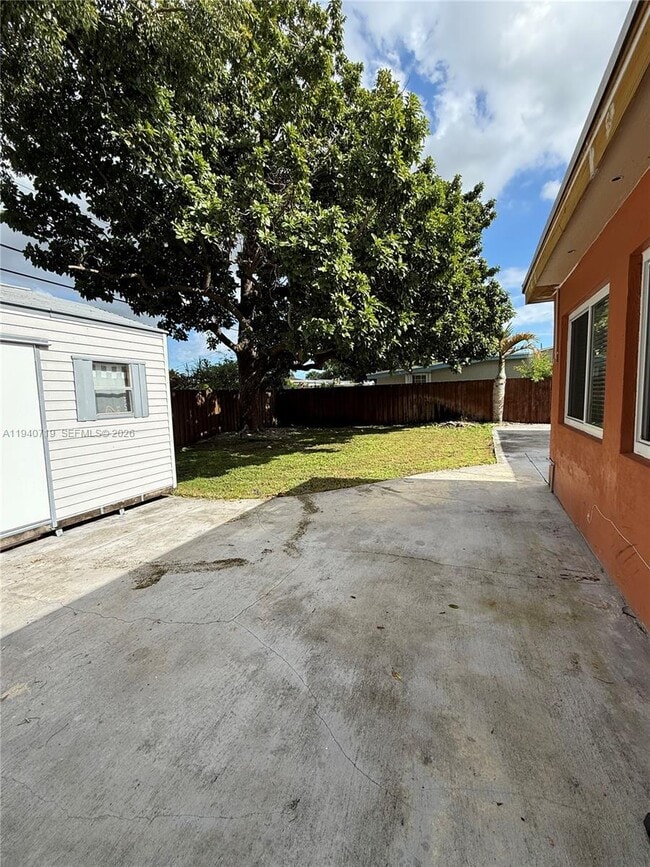 Building Photo - 7415 Normandy St