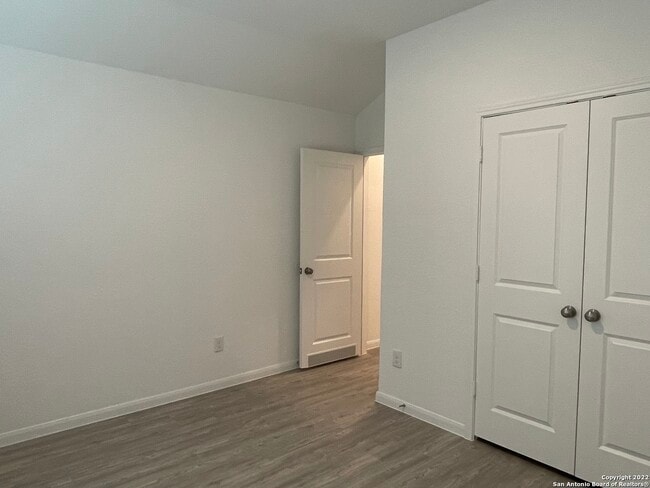 Building Photo - 435 Butterfly Bush Ct
