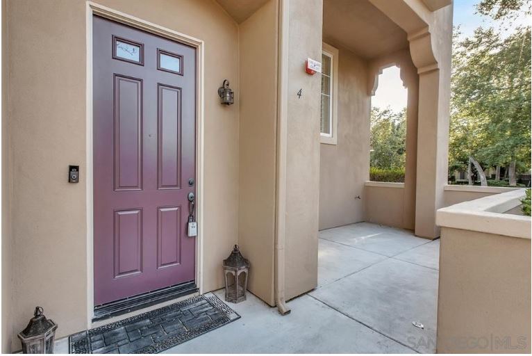 Building Photo - 14650 Via Fiesta