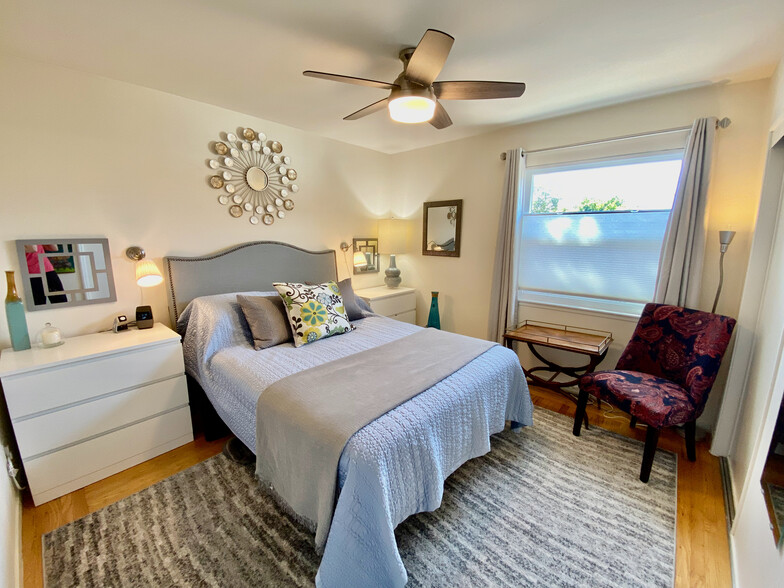 Bedroom 1 - 1342 Ordway St