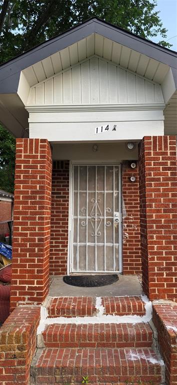 Building Photo - 114 Canton St
