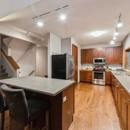 Building Photo - 640 Northbrook Dr