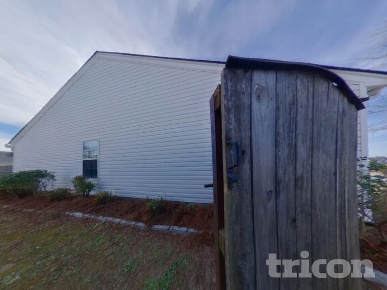 Building Photo - 145 Hunters Mill Dr