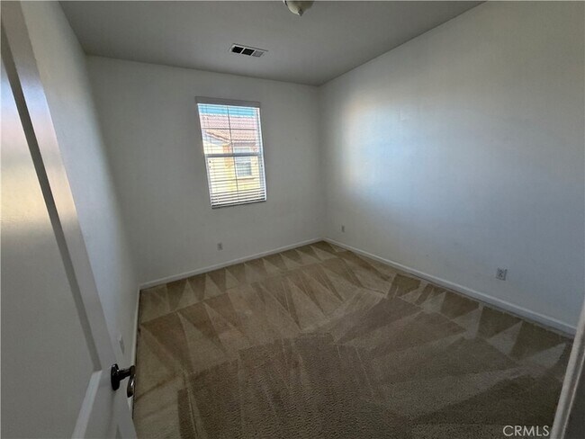 Building Photo - 3010 E Via Fiano