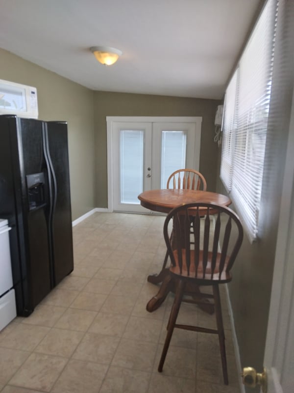 Building Photo - 3020 NW 28th Ln