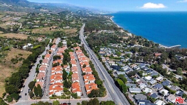 Building Photo - 28242 Rey De Copas Ln