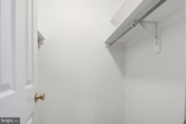 Building Photo - 3709 S George Mason Dr