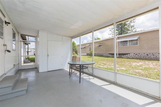 Building Photo - 6610 Avocado Dr