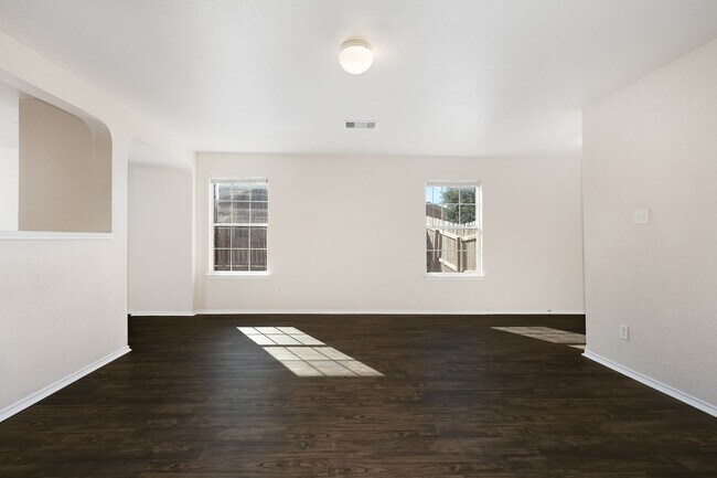 Building Photo - Highland Farms~Single Story 3 Bedroom with...