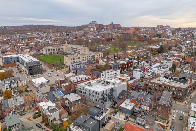 Building Photo - 3725 Butler St