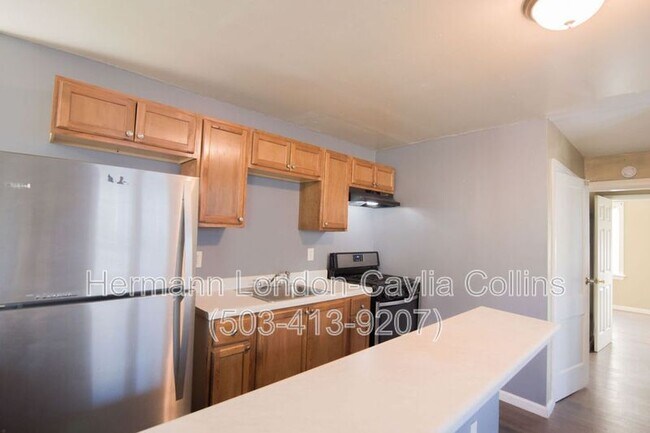 Building Photo - 5733 Albia Terrace