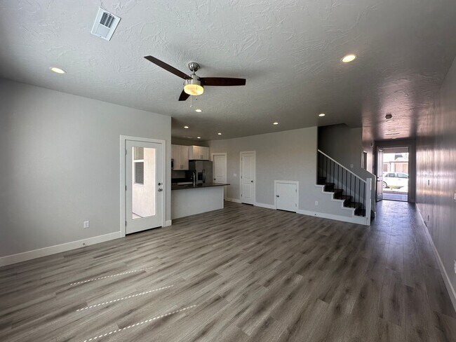 Building Photo - 3 BEDROOM SAND HOLLOW TOWNHOME FOR RENT!