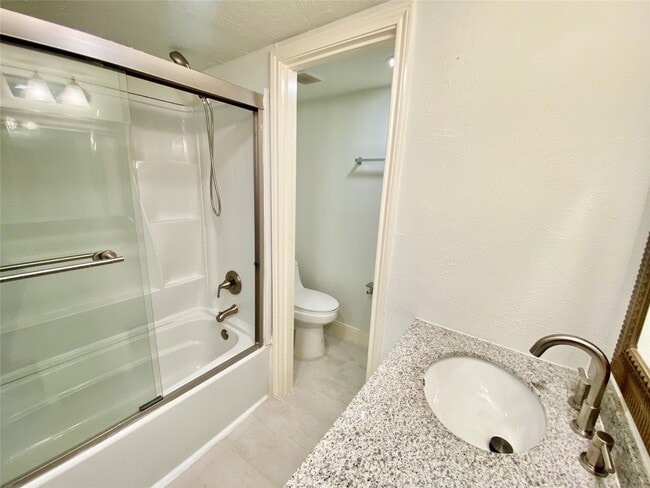 Building Photo - 1259 Blalock Rd