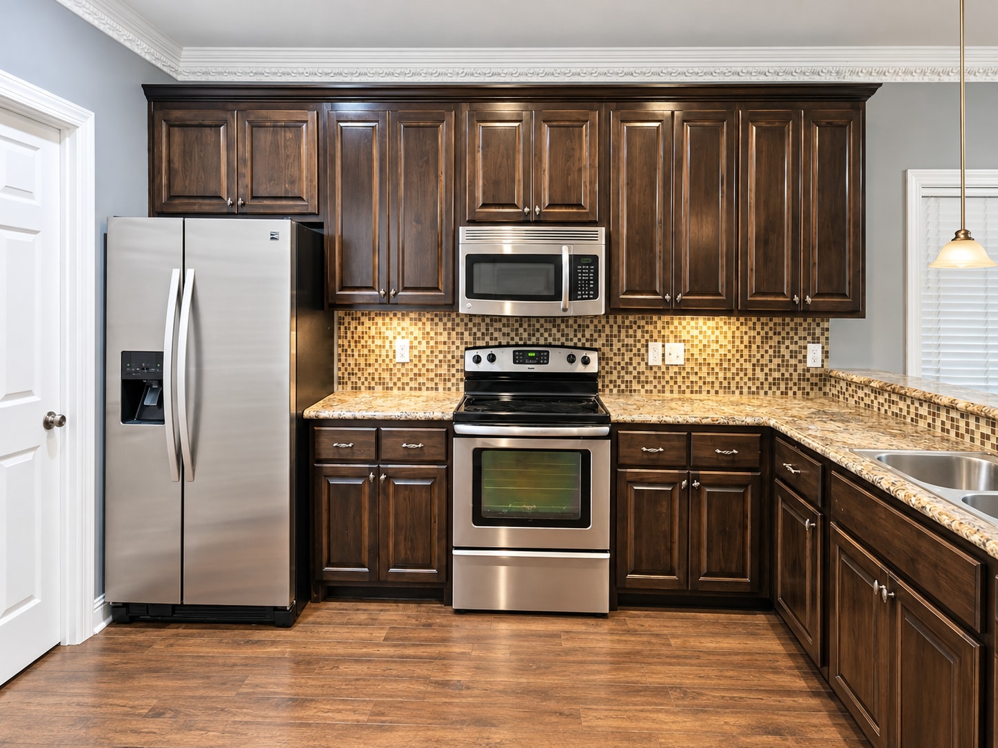 Building Photo - 405 Scarlet Cove