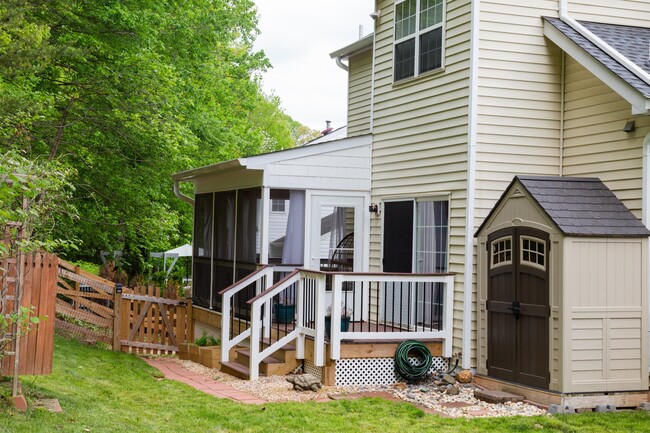 Building Photo - 5344 Box Turtle Ct