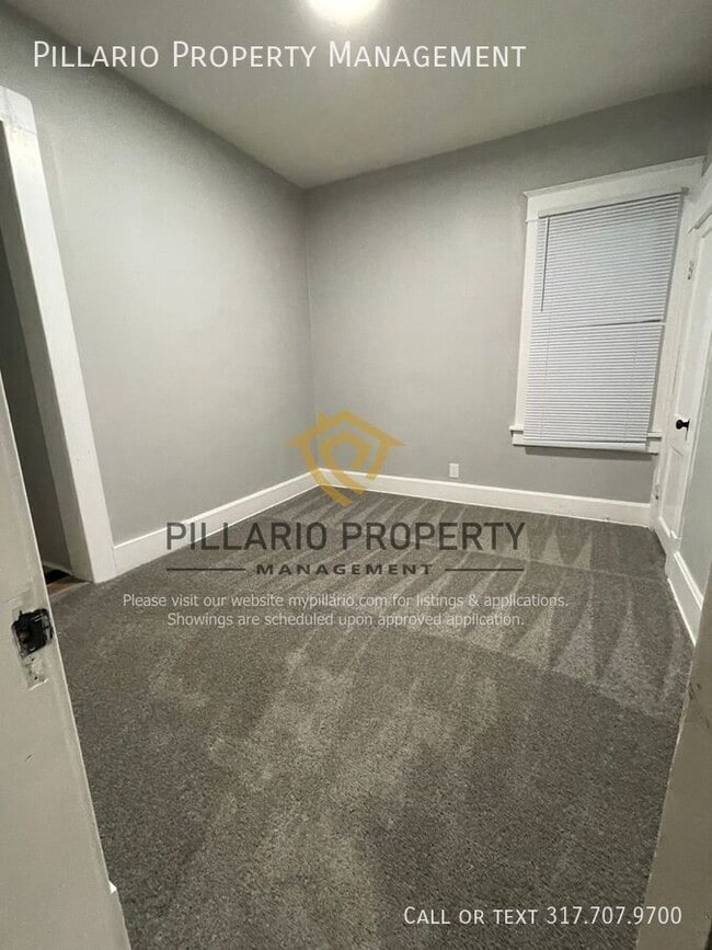 Building Photo - 909 Lasalle St