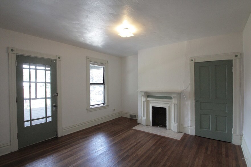 Building Photo - 435 Franklin Ave