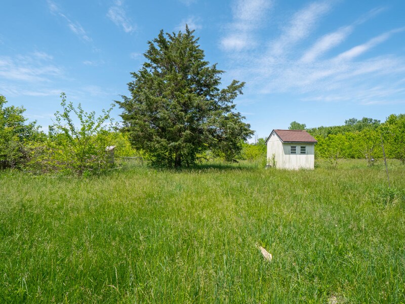 Building Photo - 5784 250N