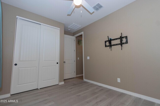 Building Photo - 3951 E Turley St