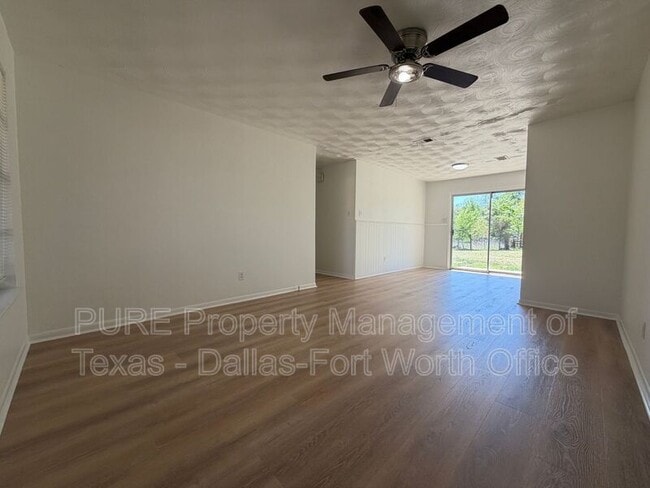 Building Photo - 6222 W Poly Webb Rd