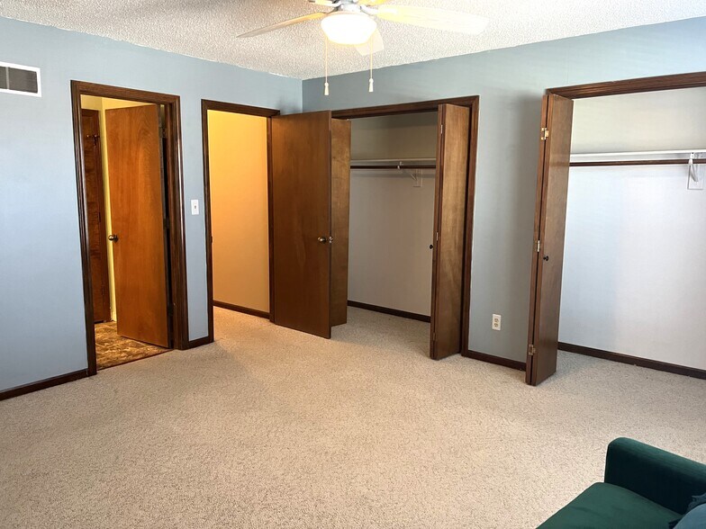 Building Photo - 2323 Free State Ln