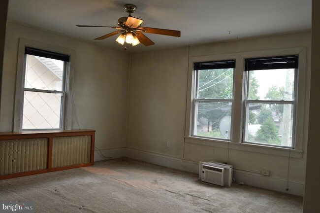 Building Photo - 121 Broad St
