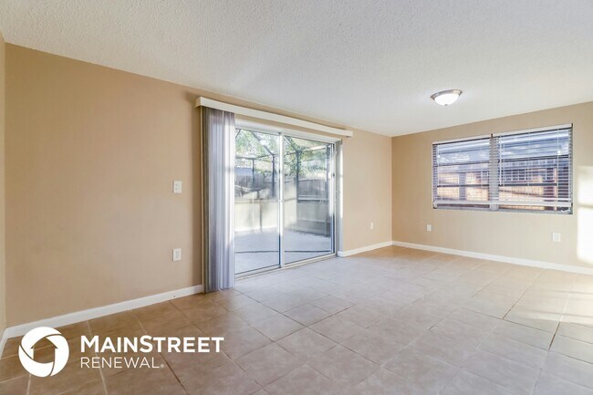 Building Photo - 8653 Sabal Way