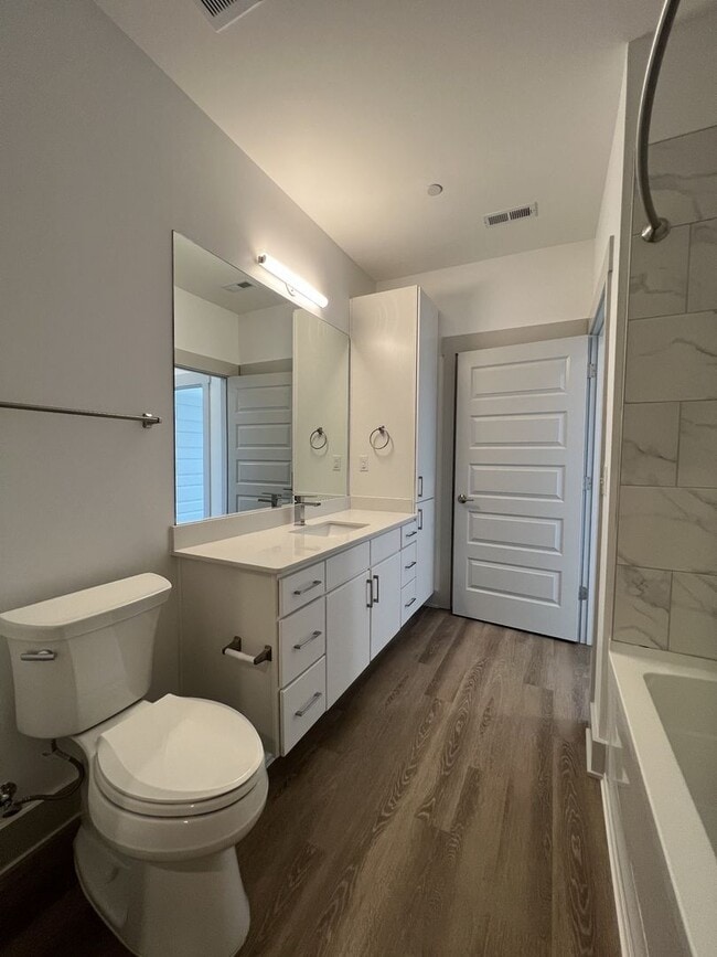 Building Photo - Top floor WEHO condo in new development