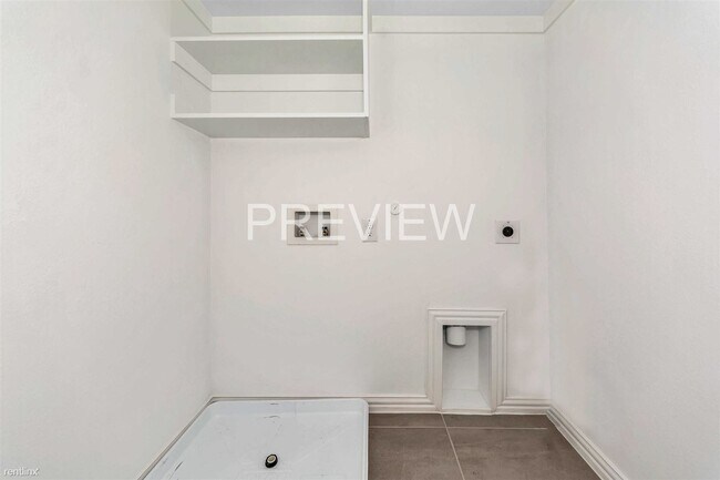 Building Photo - 3 br, 2.5 bath Townhome - 4413 Union Street