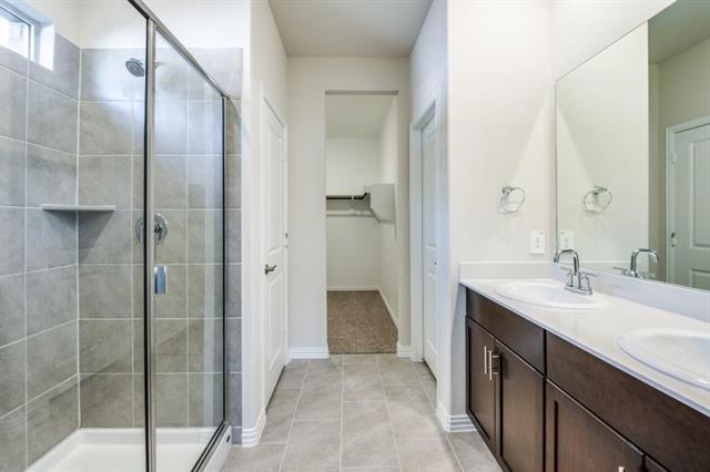 Building Photo - 5114 Bonanza Dr