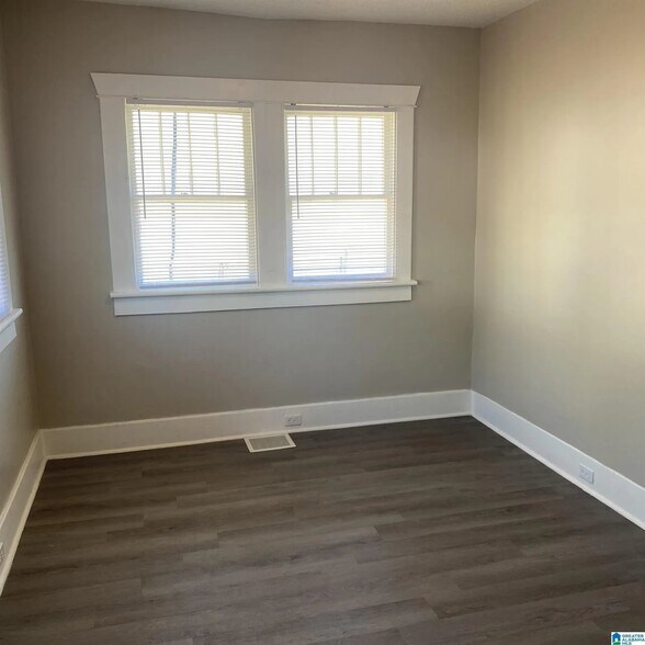 Building Photo - 2616 29th Street Ensley