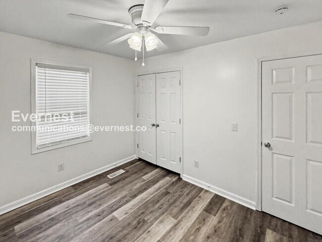 Building Photo - 504 Buckskin Ln