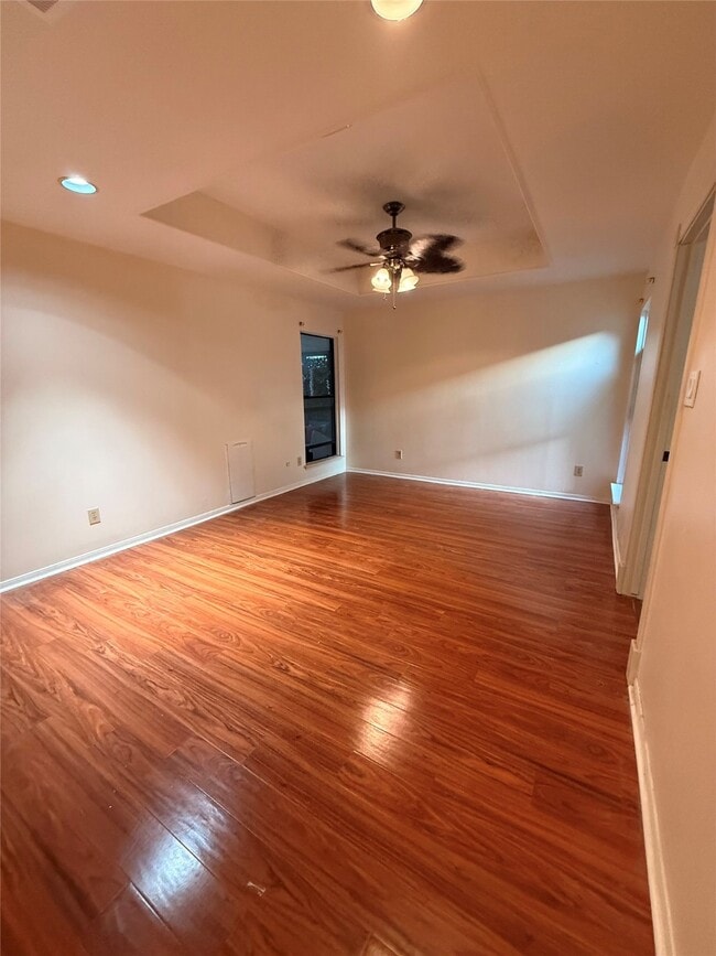 Building Photo - 2311 Peppermill Rd