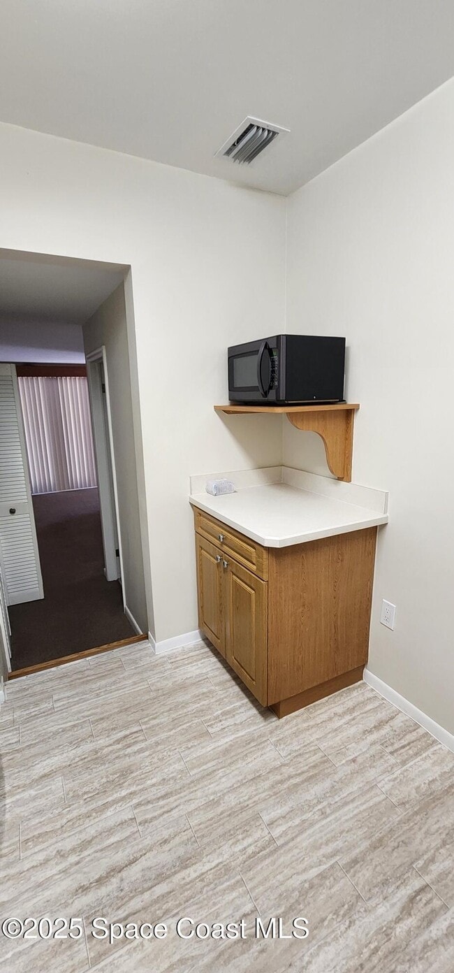 Building Photo - 1580 S Atlantic Ave