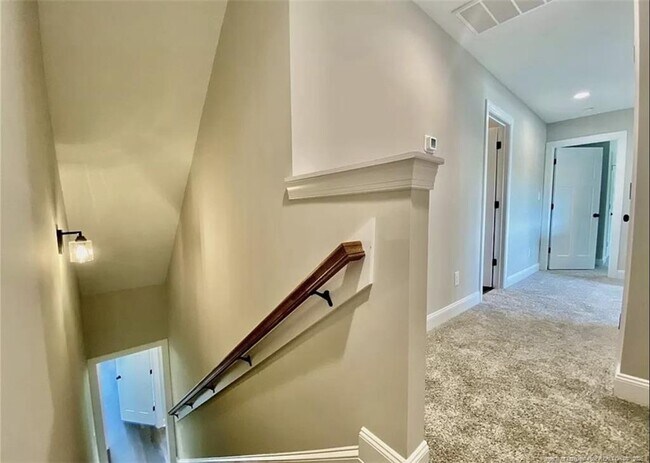 Building Photo - 442 W Summerchase Dr